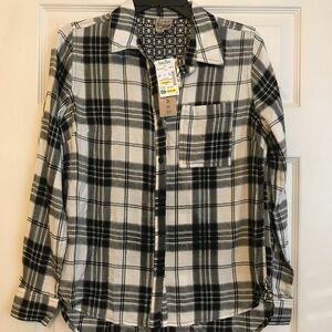 Plaid long‎ sleeve button up